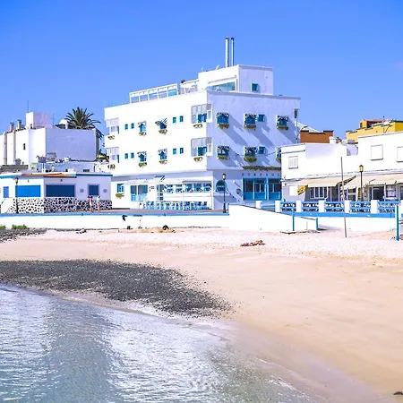 Avanti Lifestyle - Only Adults 4*