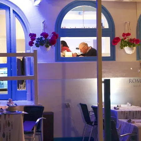 Avanti Lifestyle - Only Adults